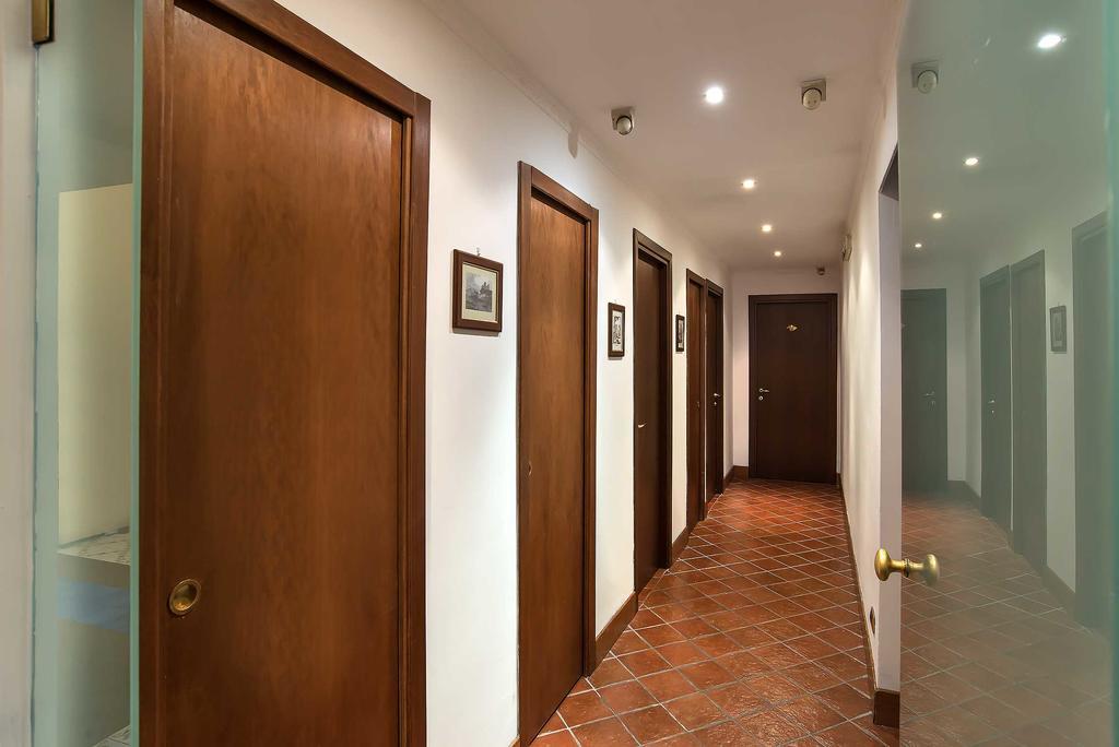 Hotel Caracciolo Rome Luaran gambar