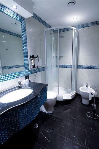 Hotel Caracciolo Rome Luaran gambar