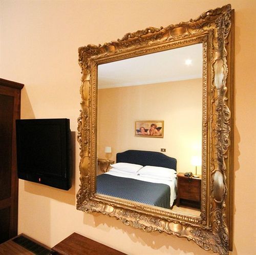 Hotel Caracciolo Rome Luaran gambar