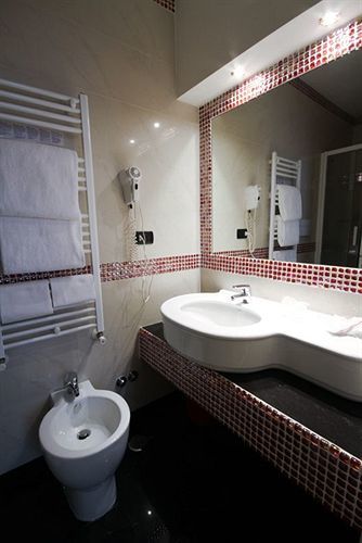 Hotel Caracciolo Rome Luaran gambar